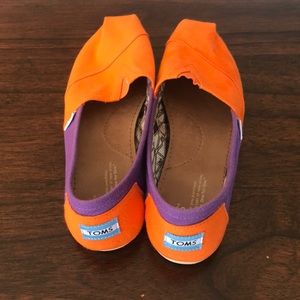 Clemson TOMS, Women’s Size 9.5